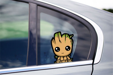 Baby Groot Peeking