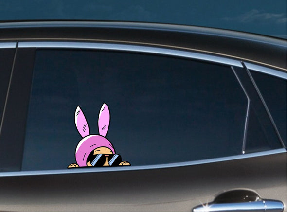 Louise Peeking