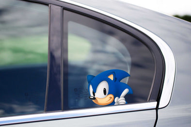 Sonic The Hedgehog Peeking